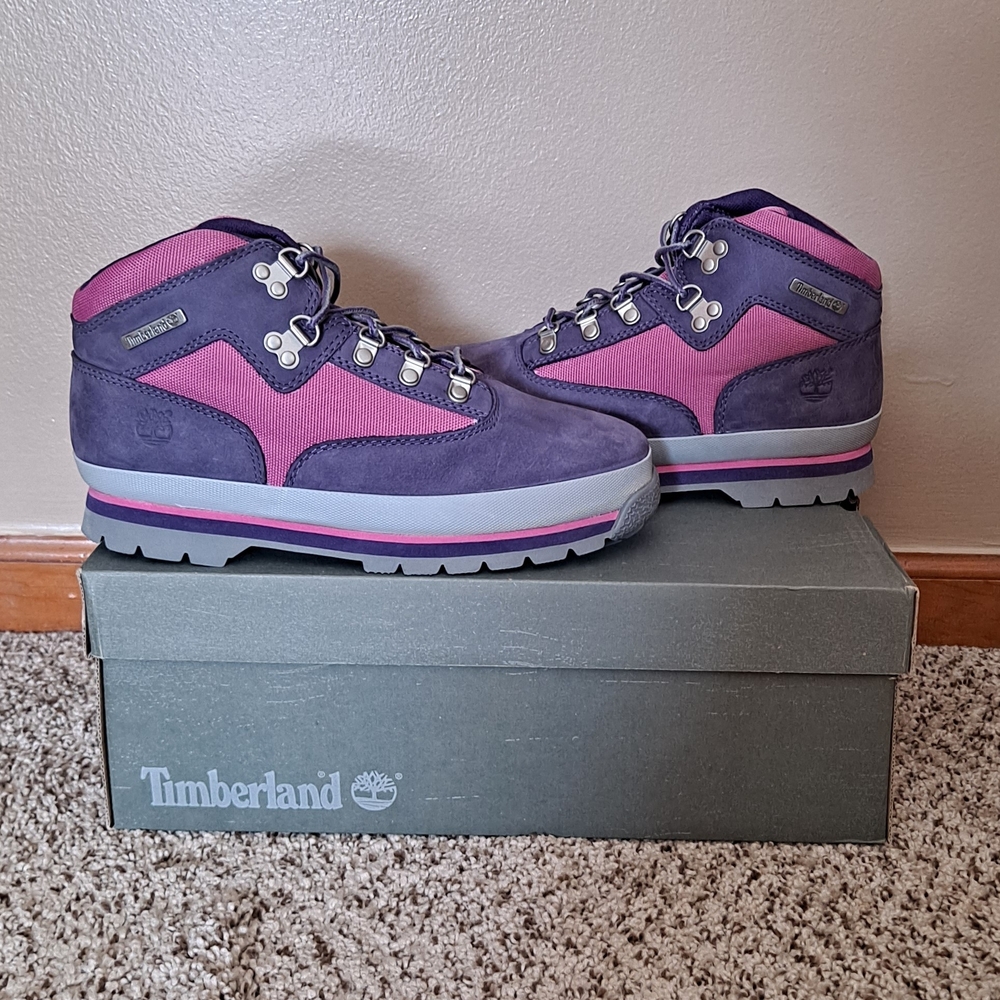 Timberland Suede Purple and Pink Field Hiking Boots Women 7 Or Girls 5.5